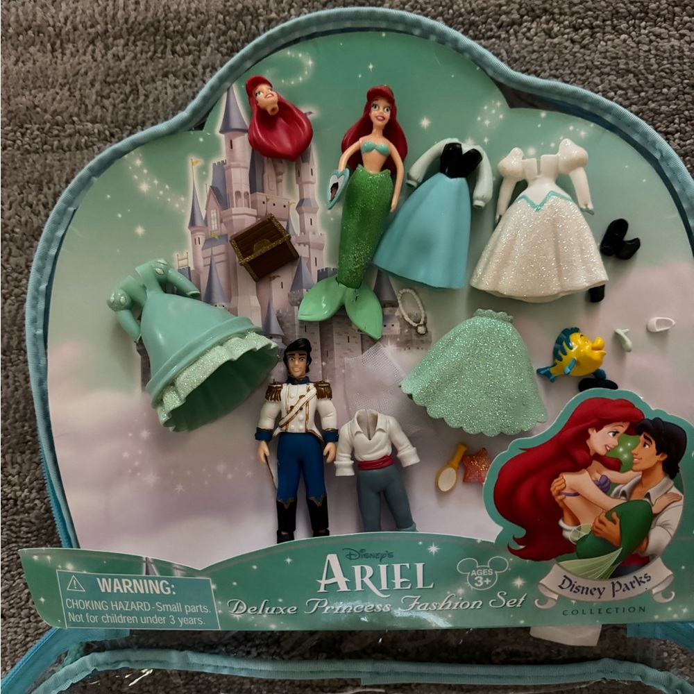 Disney Ariel Deluxe Fashion Set with Green and Blue